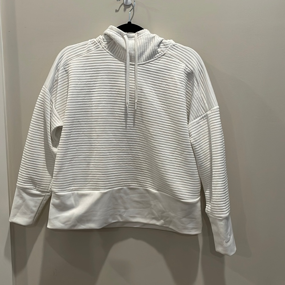 Nike DRI-FIT pullover